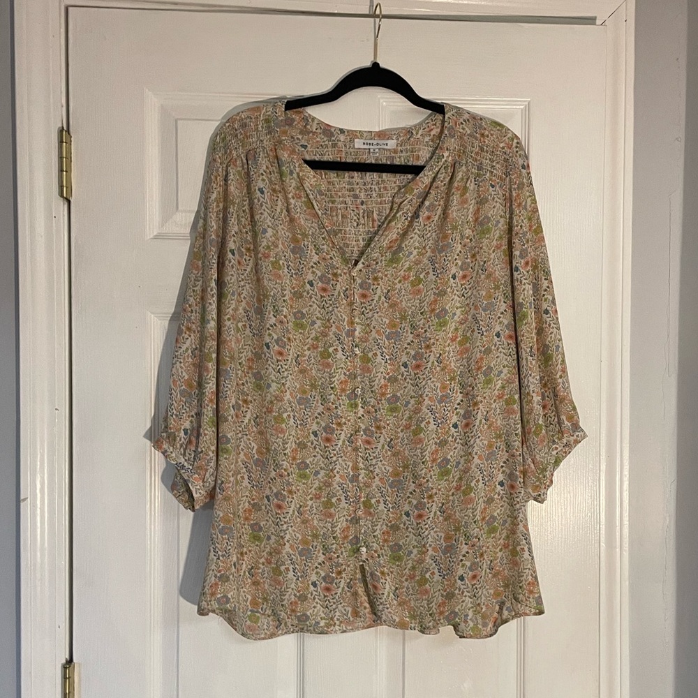 Paisley floral top with 3/4 sleeves